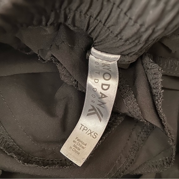 Kyodan Black Skirt - Picture 8 of 8